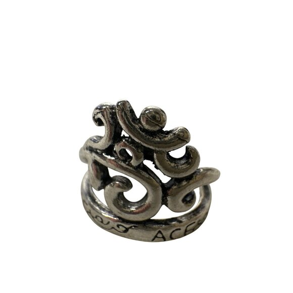 Silver-Tone Swirl Design Ring Size 7 With Embossed Script Details Chunky - Picture 2 of 4